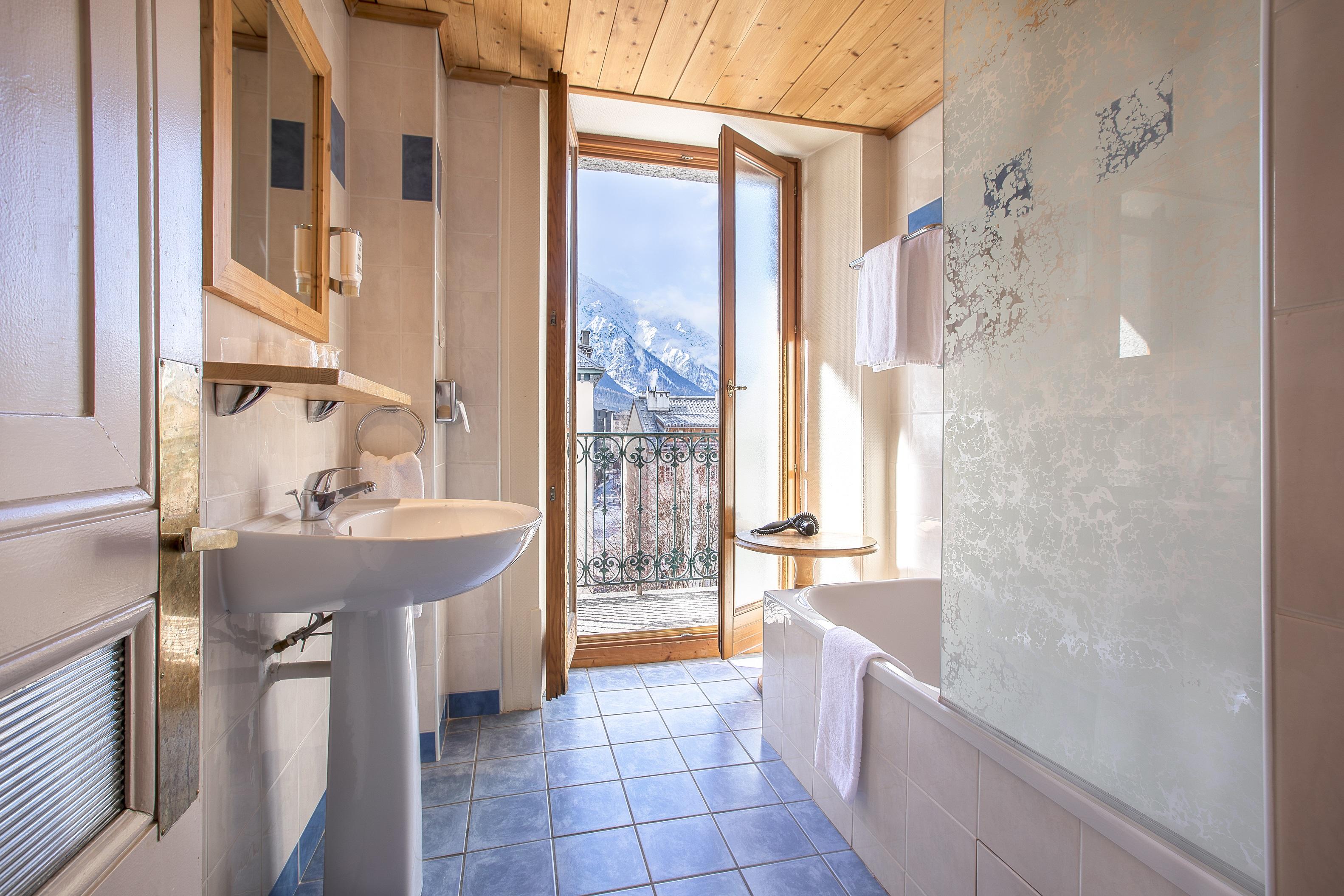 La Croix Blanche Hotel Chamonix Exterior photo